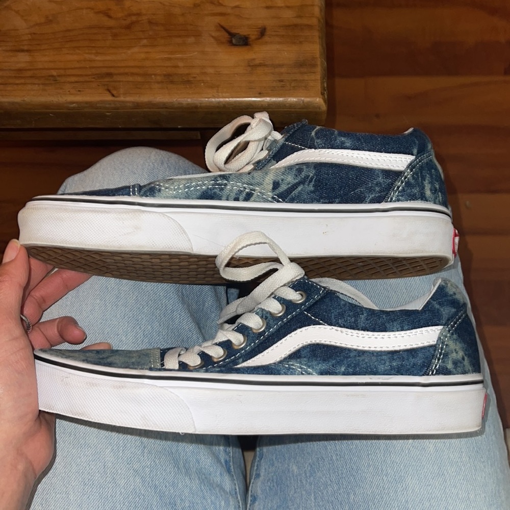 Vans sneakers
